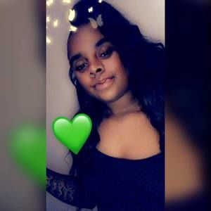 Meet your Posher, Tiffany